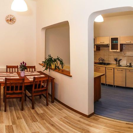 쿠도바-즈루이 Apartament Jasminowy 아파트 외부 사진