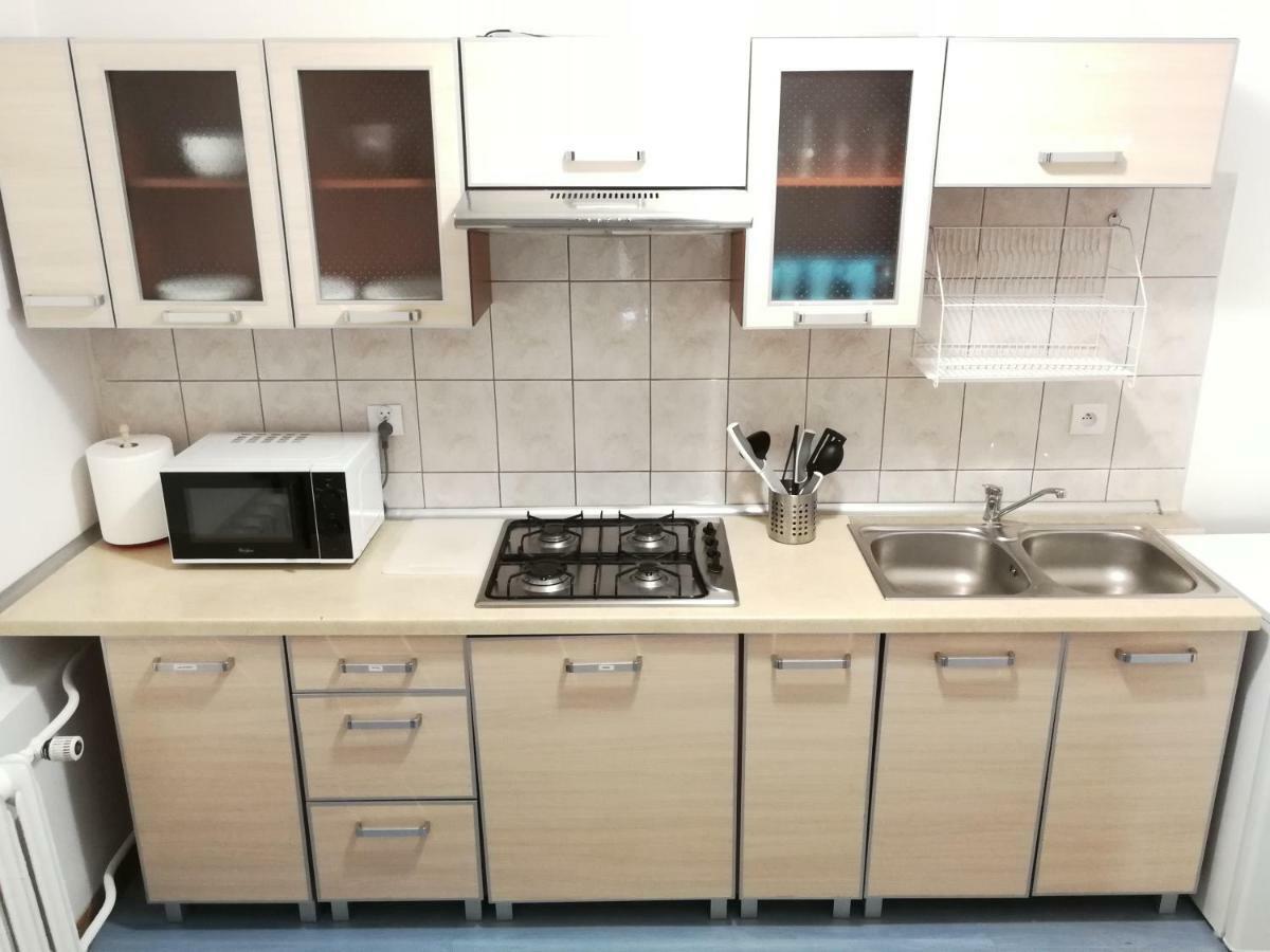 쿠도바-즈루이 Apartament Jasminowy 아파트 외부 사진