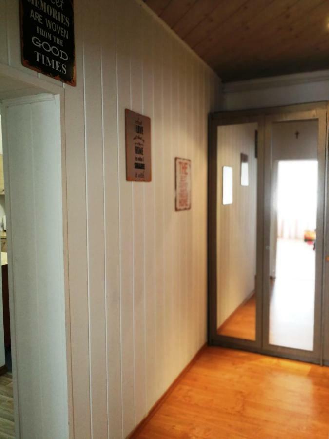 쿠도바-즈루이 Apartament Jasminowy 아파트 외부 사진